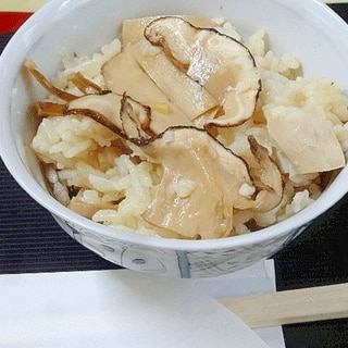 懐石御膳風☆　上品な味の「松茸生姜ご飯」